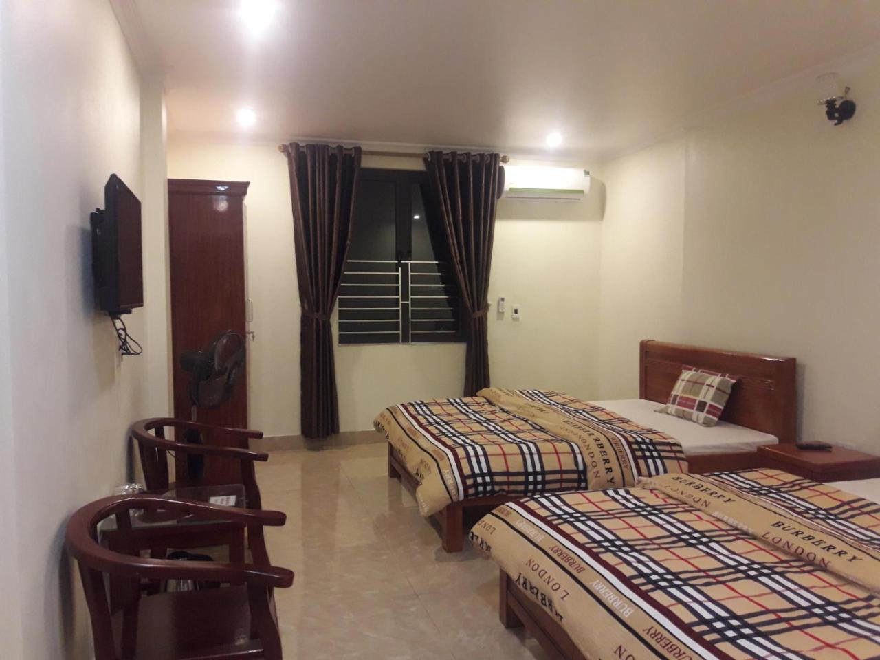 Guesthouse Anh Khang Ha Long Esterno foto