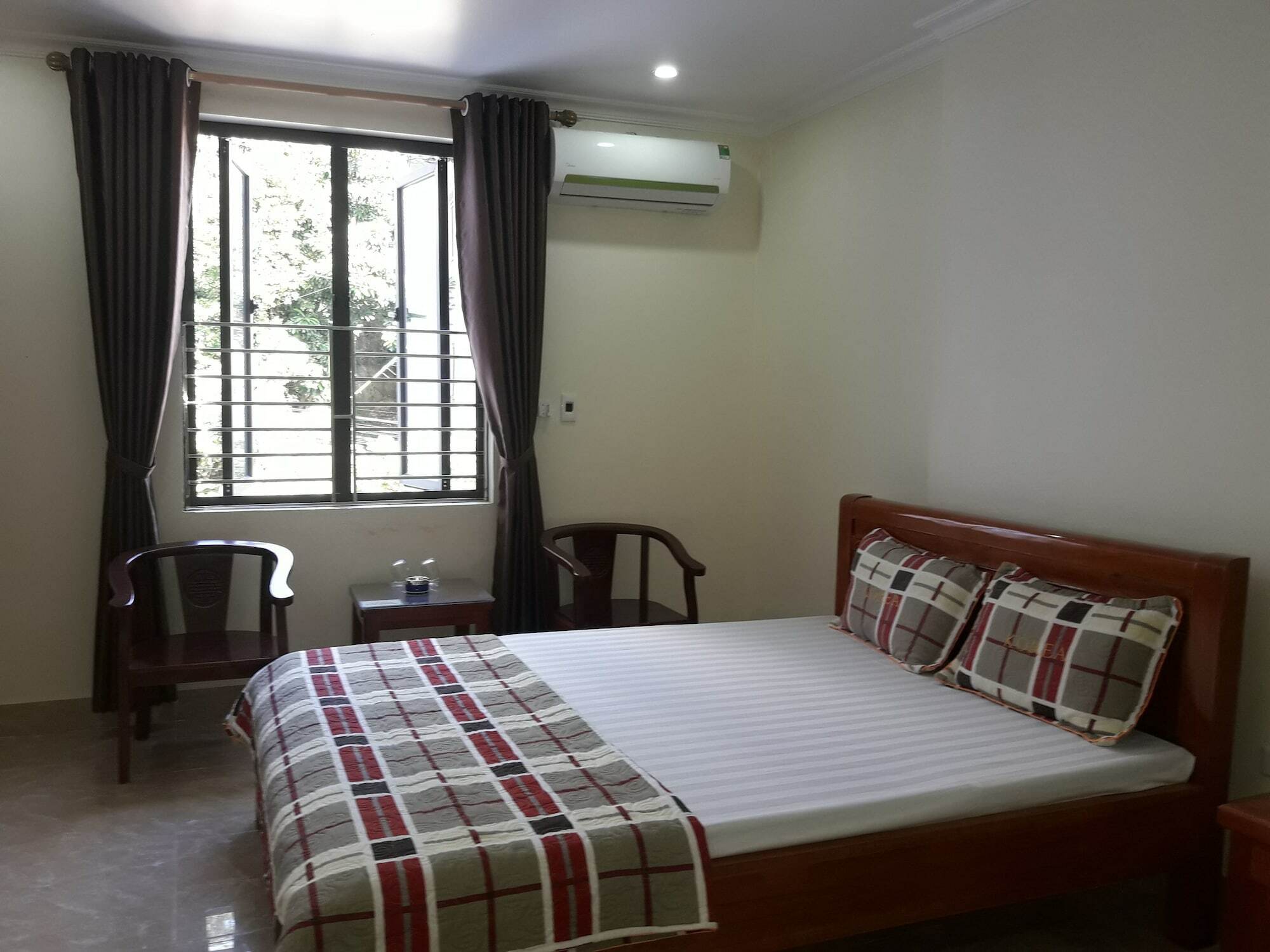 Guesthouse Anh Khang Ha Long Esterno foto