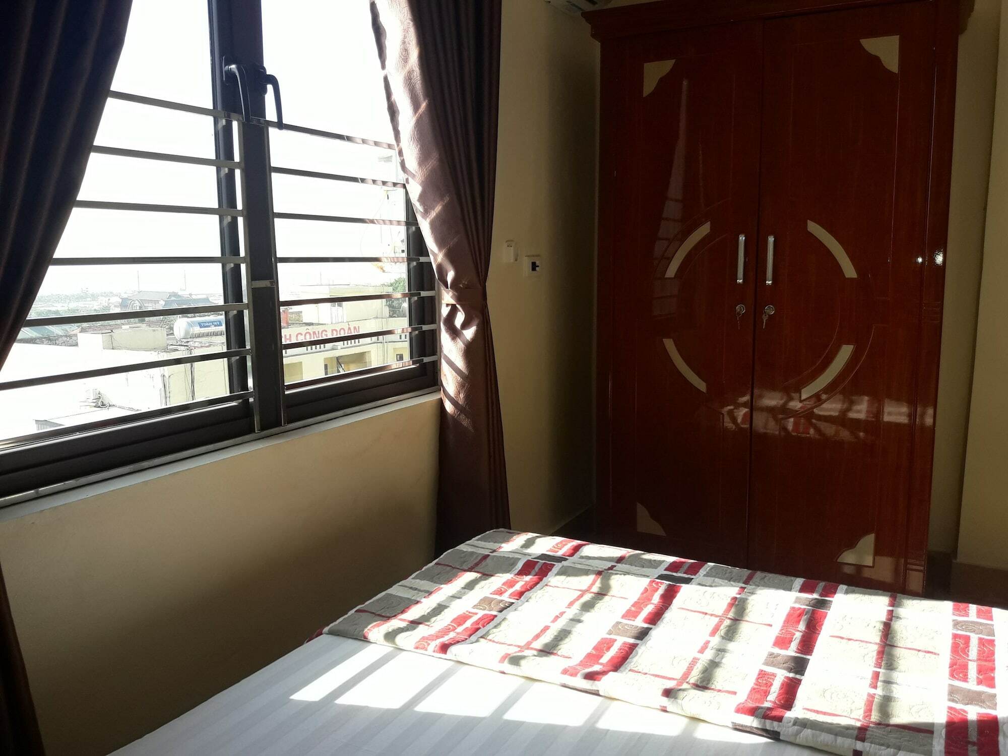 Guesthouse Anh Khang Ha Long Esterno foto